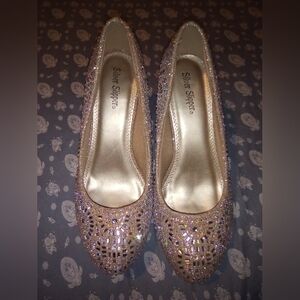 Silver Slipper Gold Heals Size 8.5